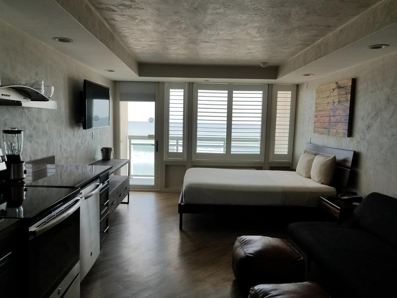Georgian Inn Beach Club 오먼드 비치 외부 사진
